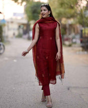 Handwoven Linen Jamdani Suit Set