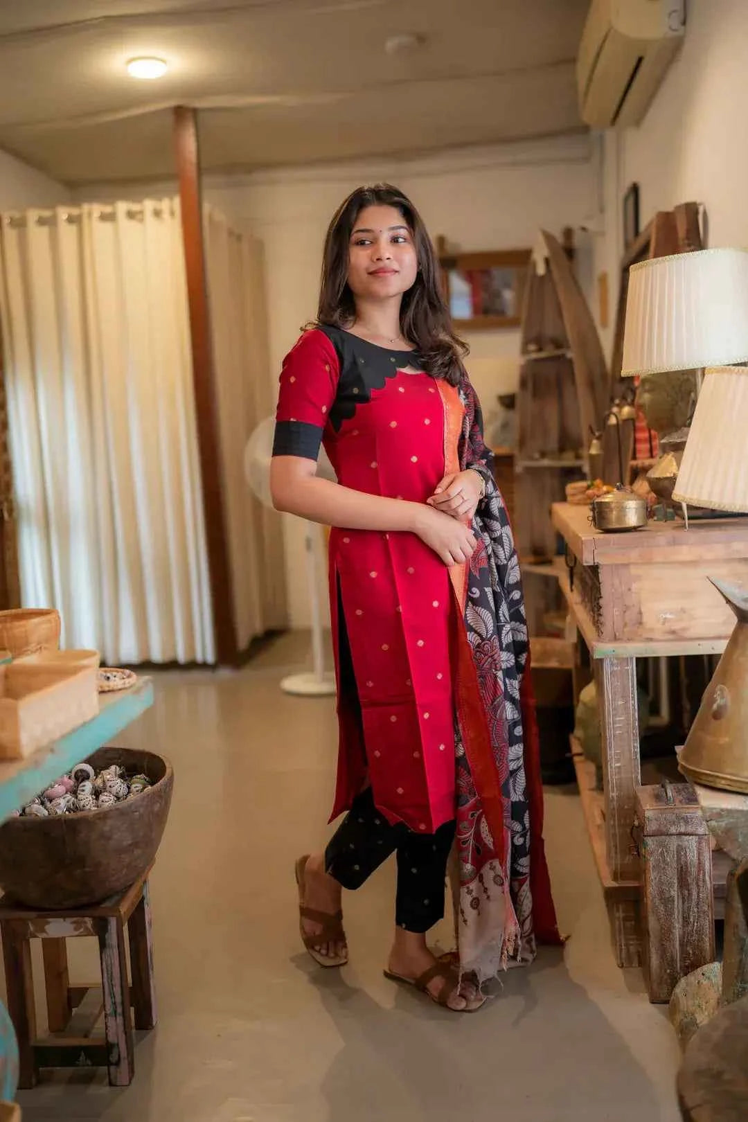 RAWSILK KURTA PANT WITH KALAMKARI DUPATTA