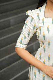 MAhiya Simple And Elegant Cotton Kurti & Pant